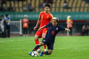 泰国梅西缺席仍献良策：铭记5比1辉煌，新势力崛起中！