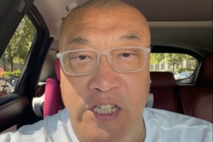 马健强调，文班在攻防两端对马刺的贡献是取胜关键，27分的优势并非仅靠哨声所决定。