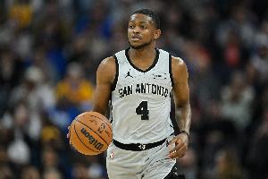船记：福克斯上篮成NBA史上最耻辱瞬间之一