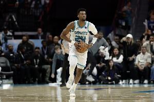 Lowe：未来7年我最看好东部球队是黄蜂，这是我首选