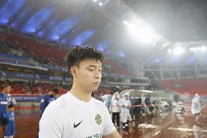 本季15战进5球助3次！19岁王钰栋估值达1800万欧元，中国球员身价之最
