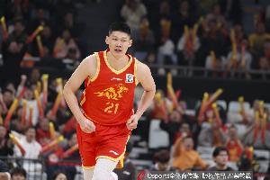 全力以赴！胡金秋斩获20分8篮板，罚球命中率达83.3%