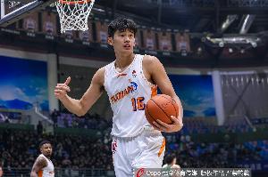 杨曦皓表示，清楚自己的短板，将珍惜国家队磨炼机会，全力投入训练