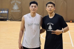 胡明轩与陆文博在杭州共同训练，海外专属训练团队精心打造个性化特训方案