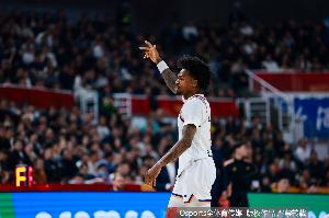 《上海力挽狂澜！古德温高效发挥，23投12中贡献31分4篮板11助攻2抢断，布朗抢断后三分绝杀》