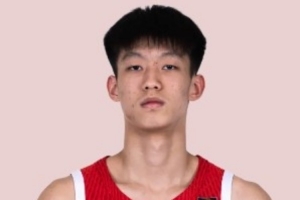 媒体人呼吁：吕飞燕应远离流量束缚，将更多精力投入球场与训练中